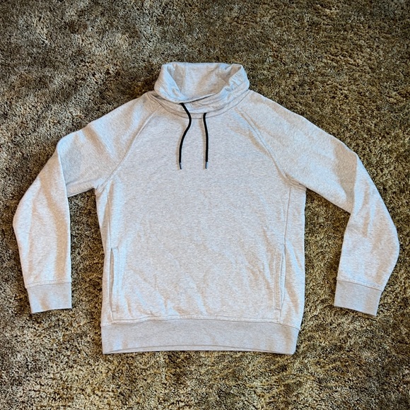 Men’s H&M Hoodless Sweatshirt - Picture 1 of 2